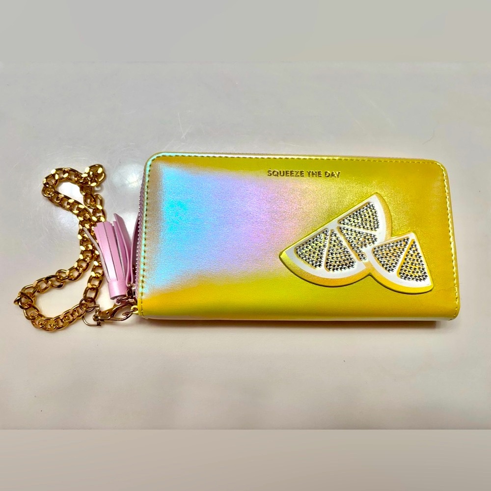 Like new lemon wallet
